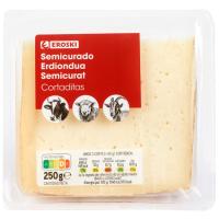 Queso cortado mezcla semicurado EROSKI, cuña 250 g Queso cortado mezcla semicurado EROSKI, cuña 250 g